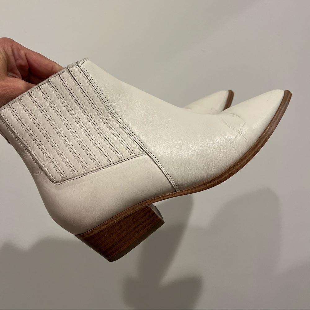 Marc Fisher off-white Genuine Leather Ankle Boots size 6.5 western southwestern - Picture 12 of 17